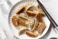 Crispy Vegetable Gyoza (Vegan & Vegetarian)