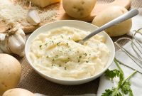 Creamy Garlic Cottage Cheese Mashed Potatoes
