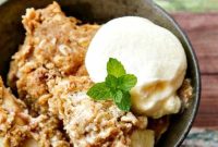 Oat-Topped Apple Crisp Recipe