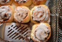 Soft Chocolate Cinnamon Rolls with Rich Cocoa Filling