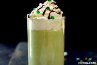 Homemade Shamrock Shake: Creamy Mint Milkshake