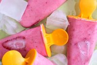 Creamy Strawberry Yogurt Popsicles