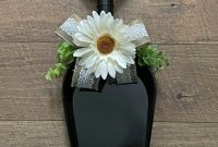 DIY Farmhouse Door Wreath Made from a Kids Shovel