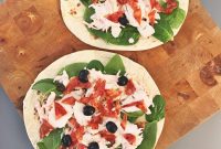 Crispy Chicken and Chorizo Flatbreads with Cheese