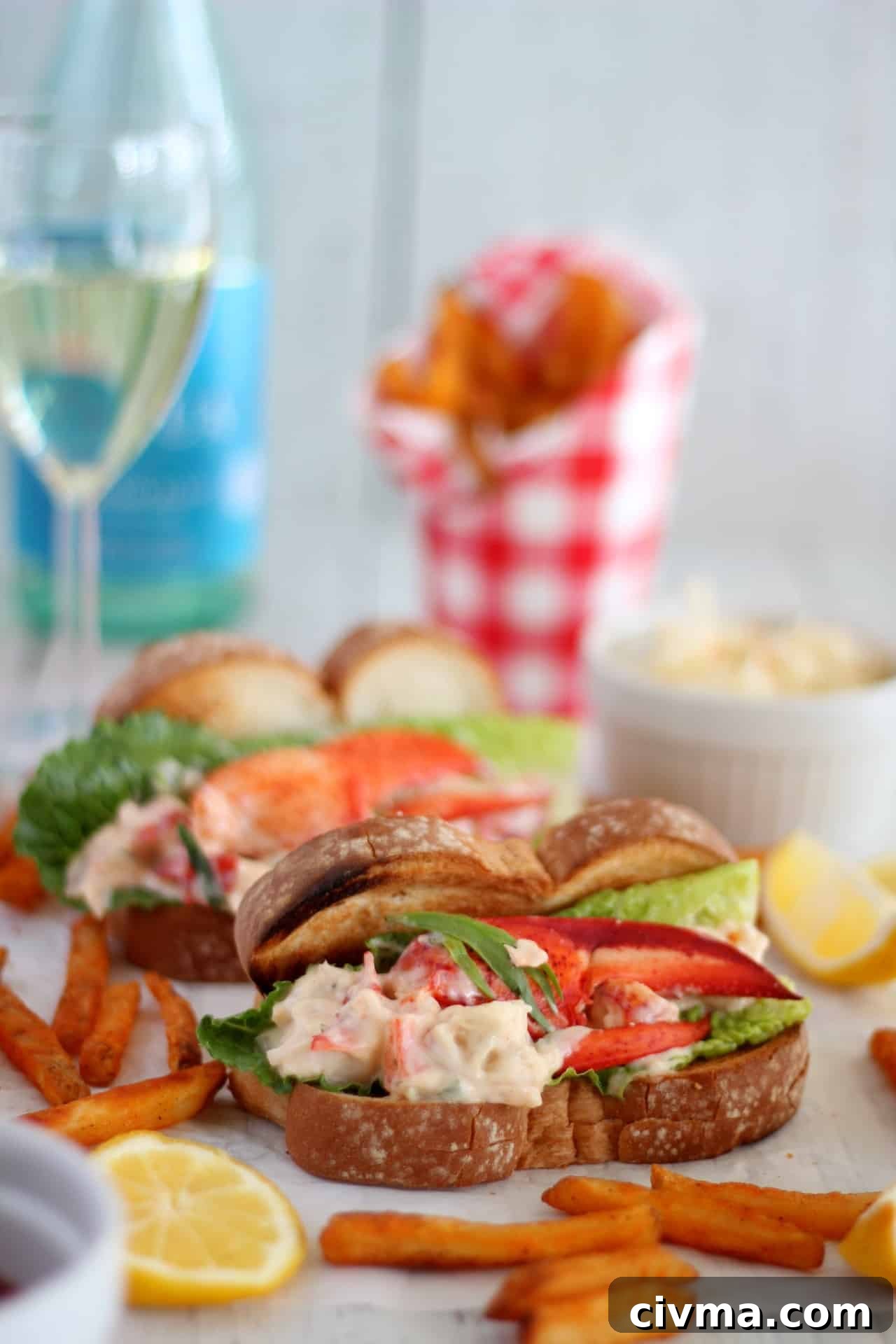 lobter mixture in hot dog bun