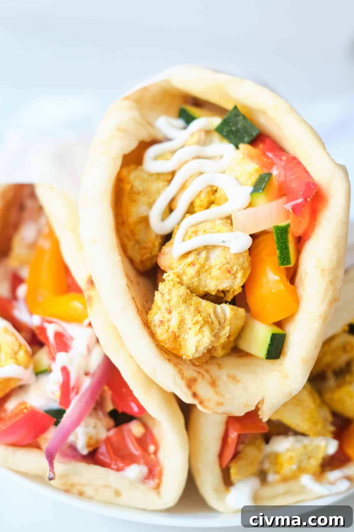 Homemade Chicken Shawarma: Authentic Middle Eastern Recipe 5 Served chicken shawarma with sauce