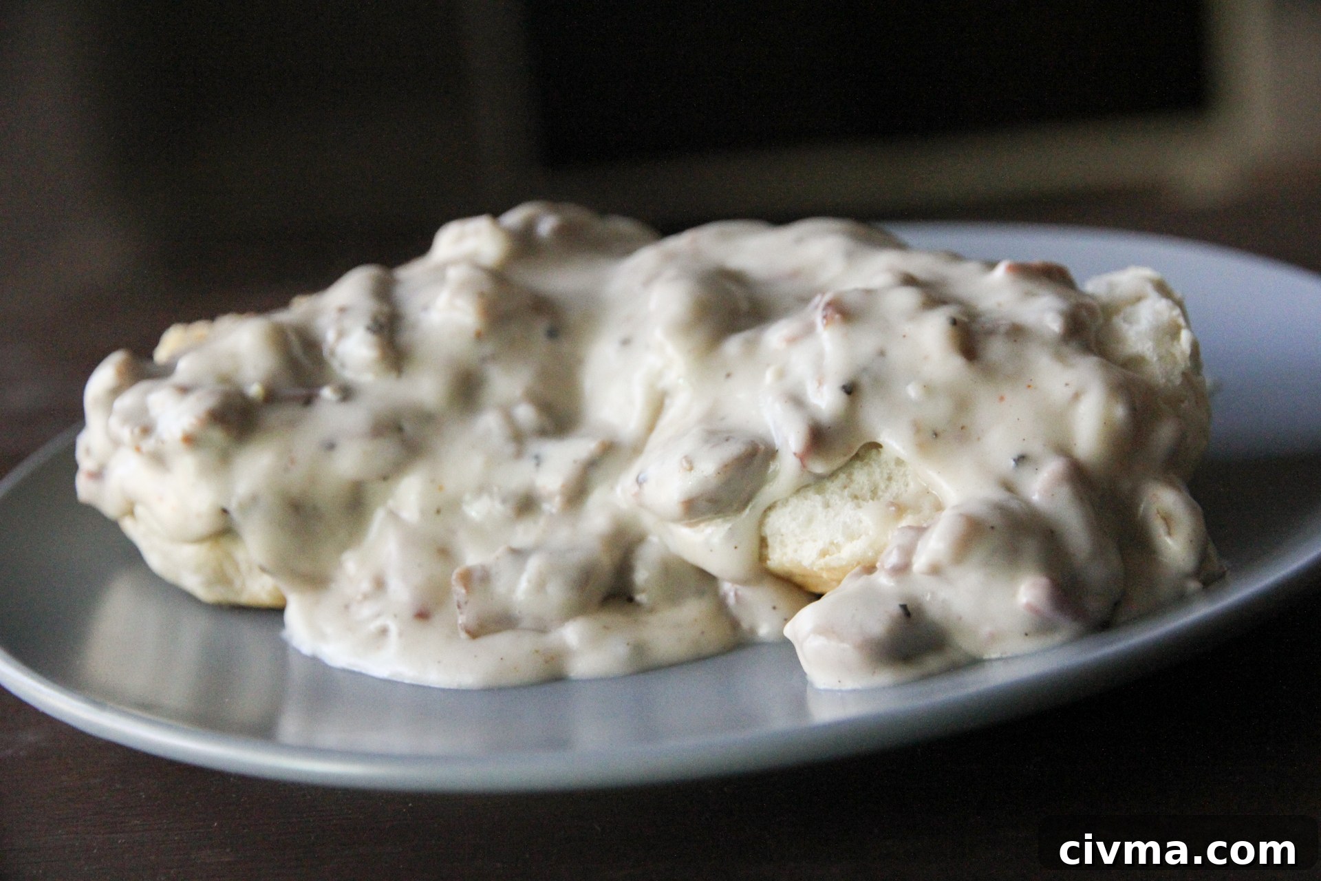 Smoked Brisket Gravy: A New Take on Biscuits and Gravy 2 brisket-cream-gravy-46