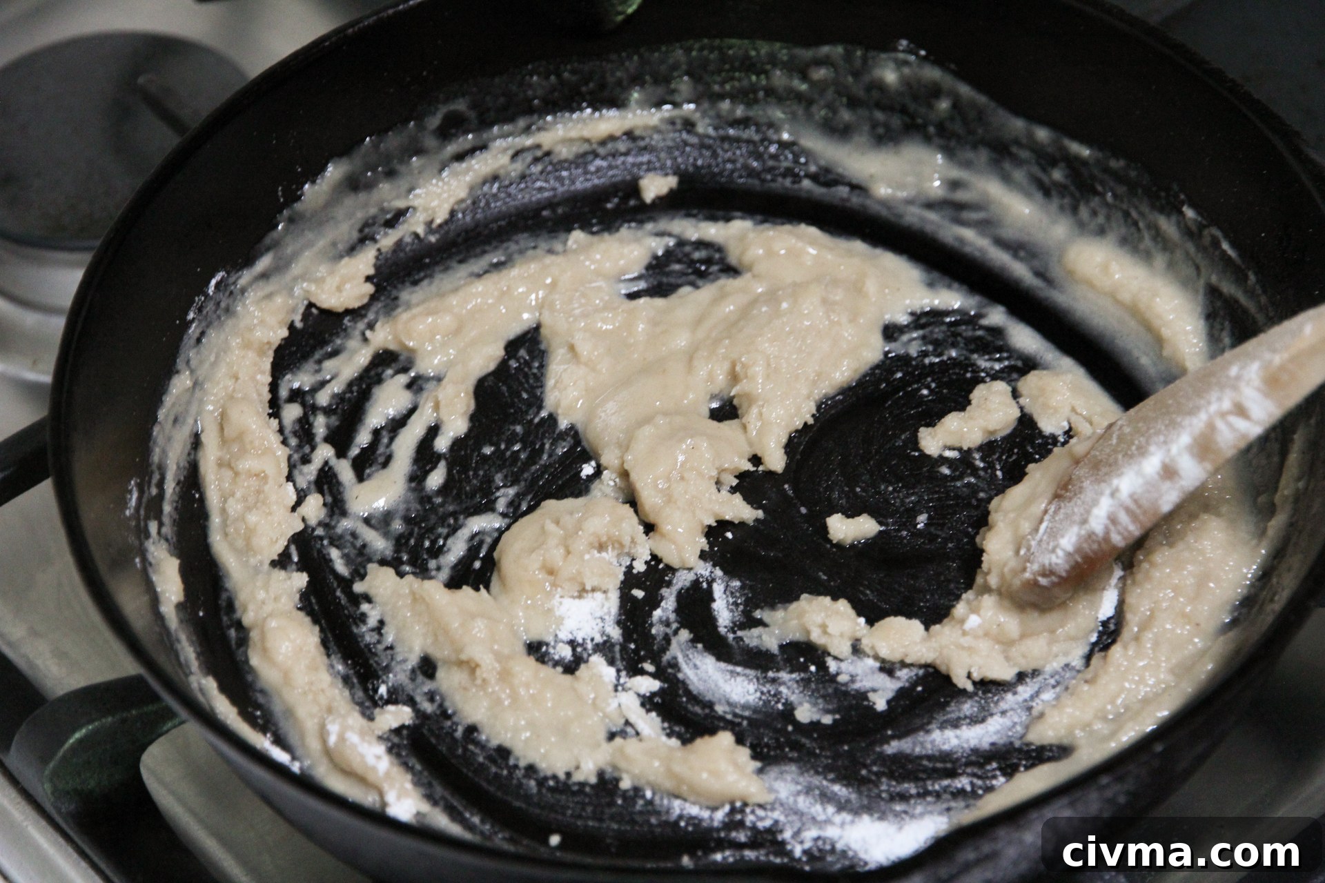Smoked Brisket Gravy: A New Take on Biscuits and Gravy 6 brisket-cream-gravy-15