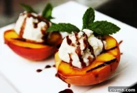 Grilled Peaches with Ricotta and Honey
