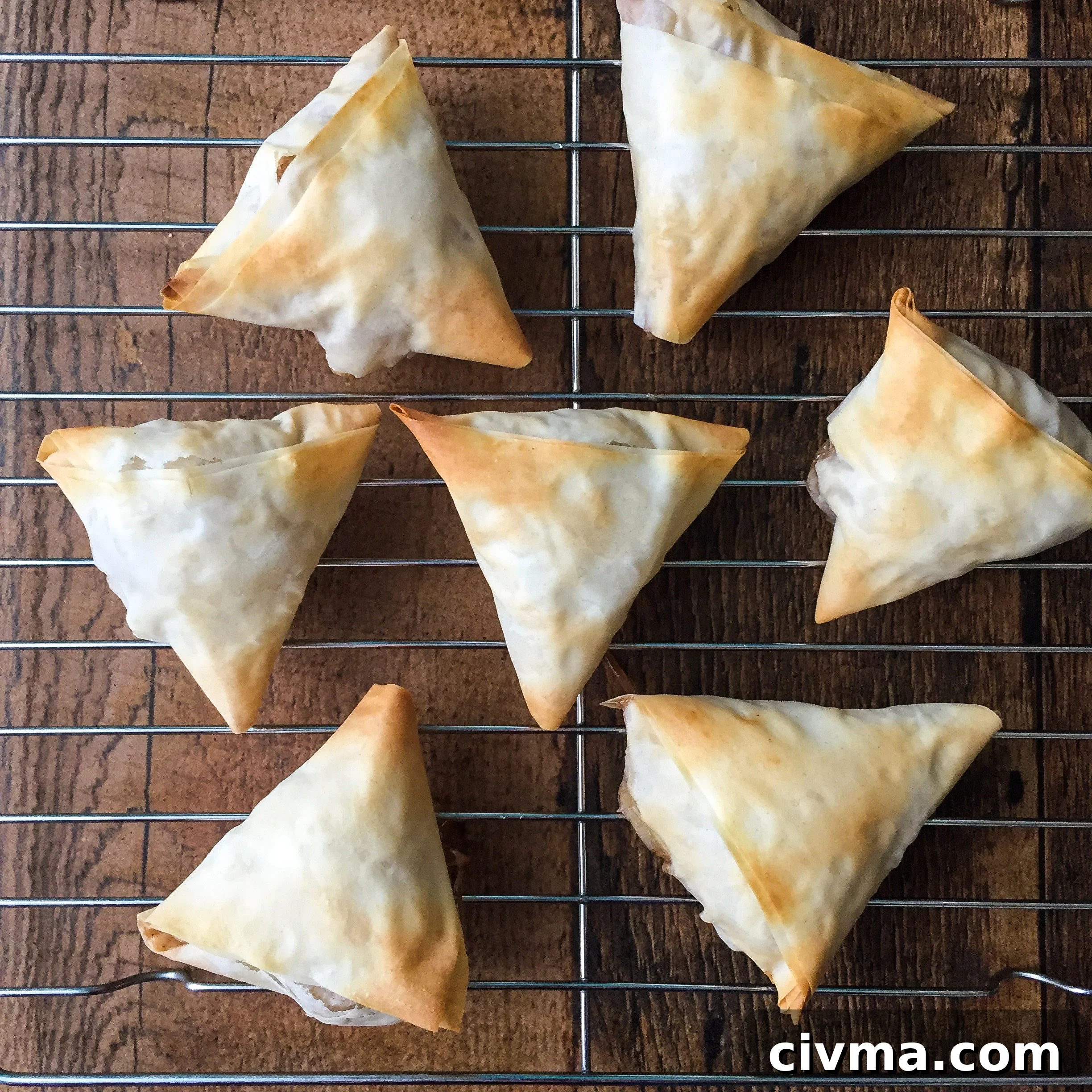 Milopitakia Greek Mini Apple Pies with Phyllo 11 Mini apple pies with phyllo or milopitakia (Μηλοπιτάκια)