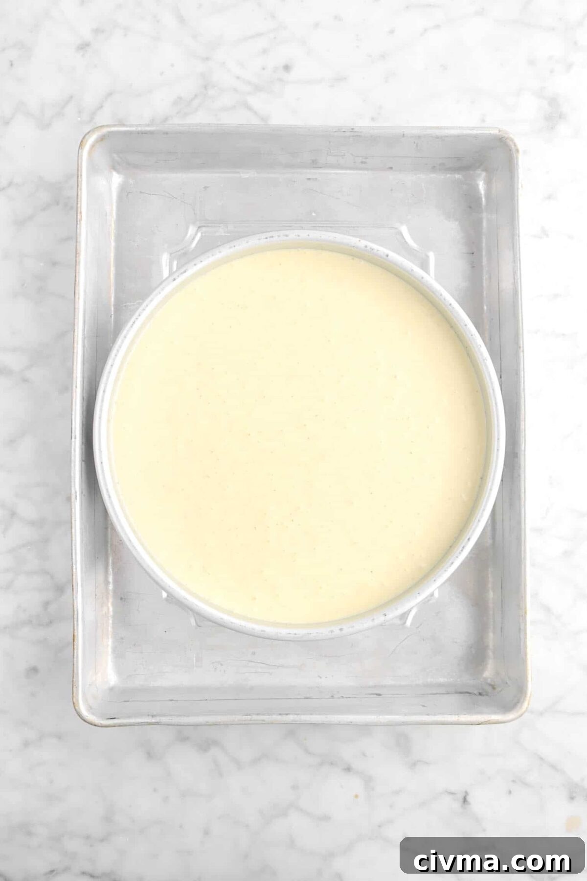 cheesecake in large cake pan