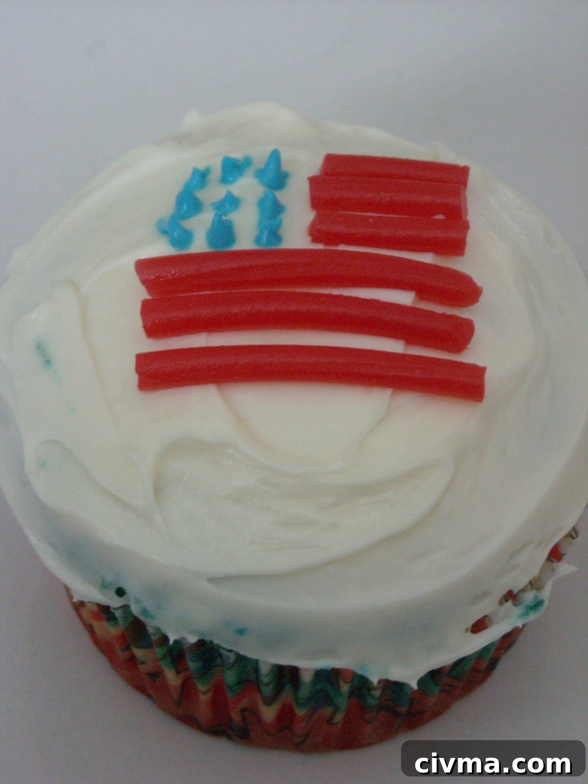 Fourth of July Tie Dye Cupcakes by Nutmeg Nanny