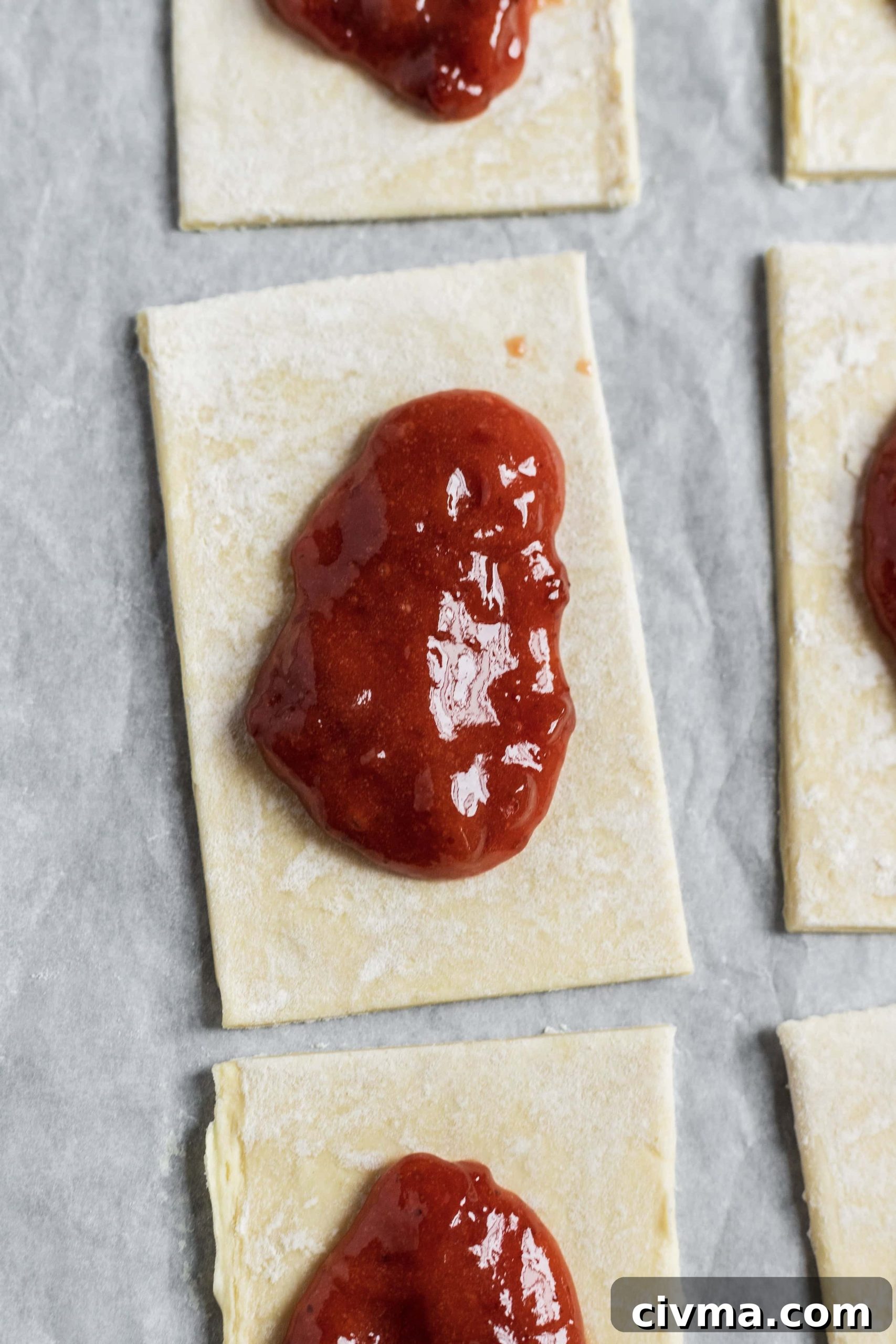 strawberry jam close-up