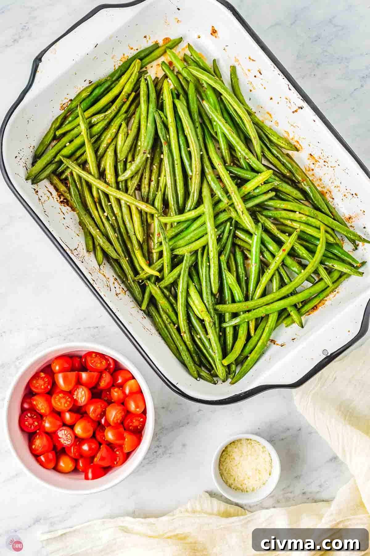 roasted green beans in a baking dish