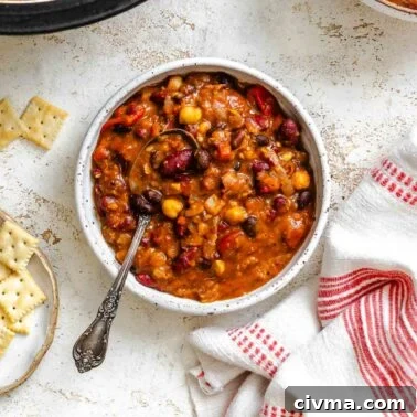 Completed Easy Vegan Chili (With Roasted Bell Peppers) in a bowl.