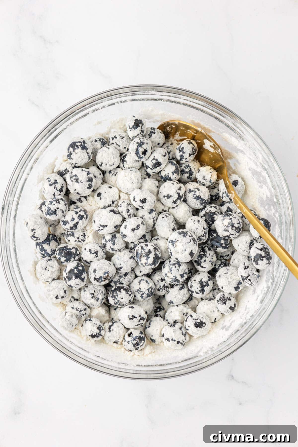 Moist Sour Cream Blueberry Muffins Recipe 9 fresh blueberries tossed with flour